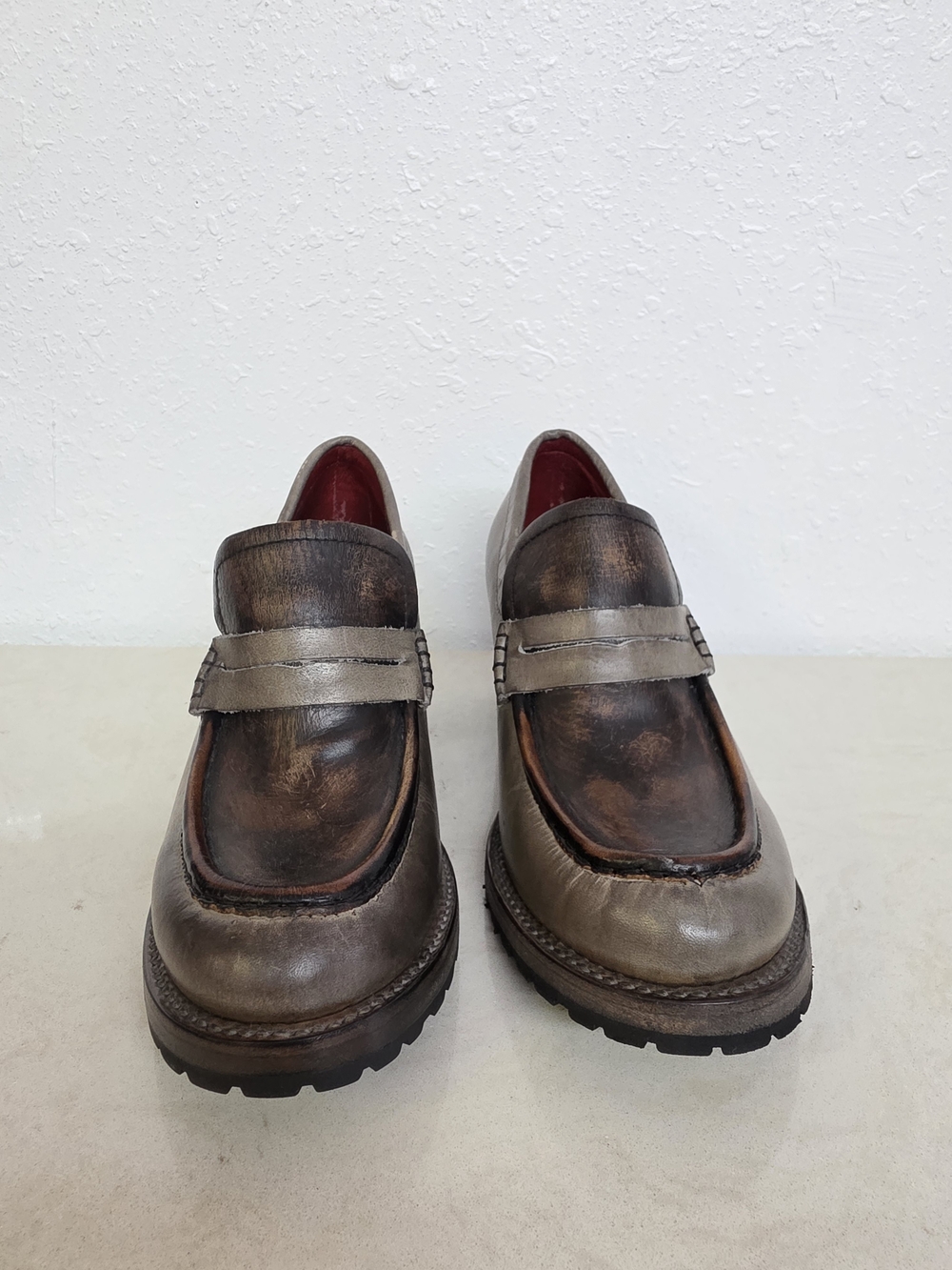 Freebird by Steven Bristol Leather Heeled Loafers Distressed Taupe Brown Sz 7 - Picture 3 of 8